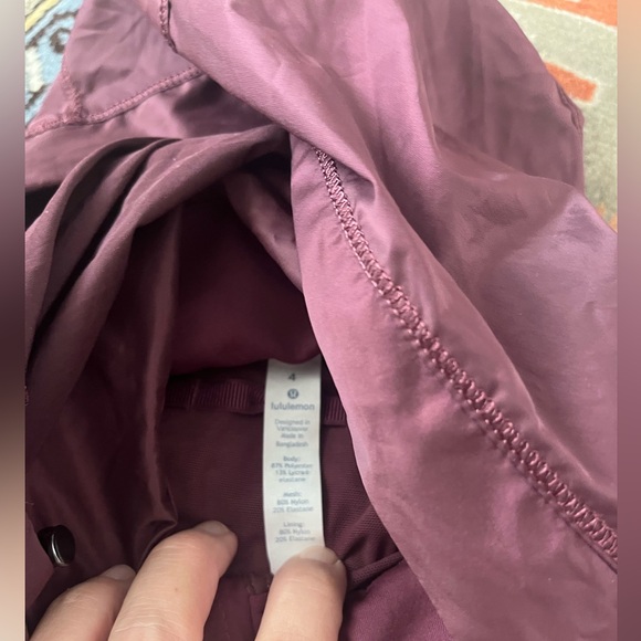Lululemon Athletica Hooded Jacket redwood purple eggplant 4 - Picture 5 of 10